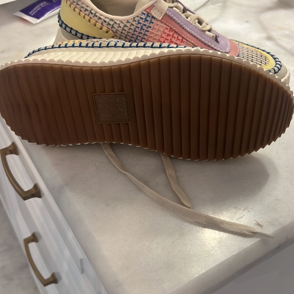 Dolce Vita shoes - Picture 3 of 4